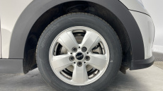 MINI Hatchback 1.5 Cooper Classic 5dr Auto Petrol Hatchback